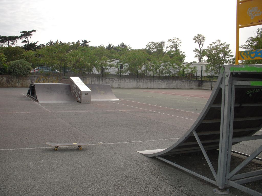 http://trotirider.com/forum/userimages/2/Skate-Park-Ile-de-Re.JPG