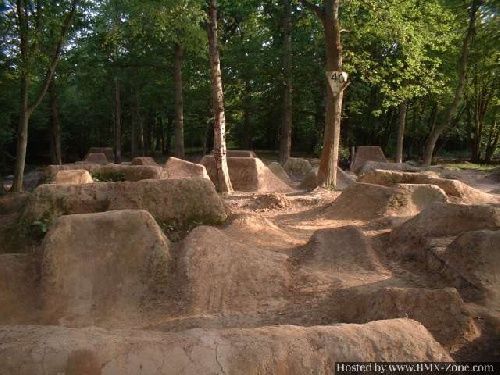 http://trotirider.com/forum/userimages/3/dirt1-1-.jpg