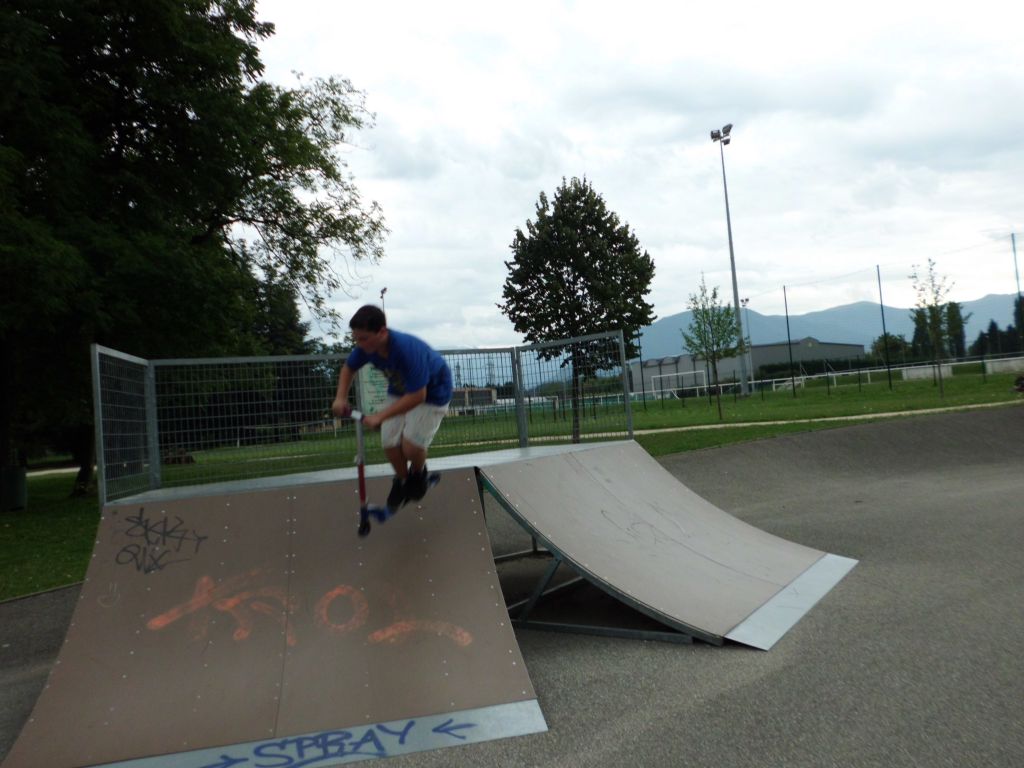 http://trotirider.com/forum/userimages/5/036.JPG