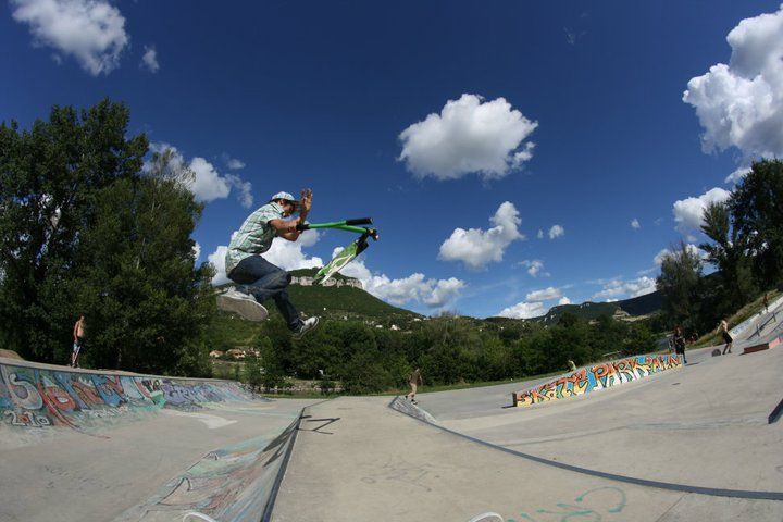 http://trotirider.com/forum/userimages/5/260293-2054802257150-1457388059-2303861-2221643-n.jpg