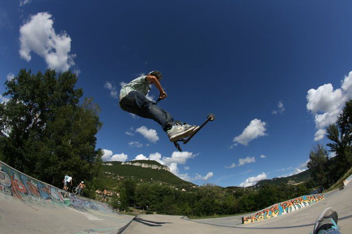 http://trotirider.com/forum/userimages/5/264912-2054805417229-1457388059-2303874-552510-n-2.jpg