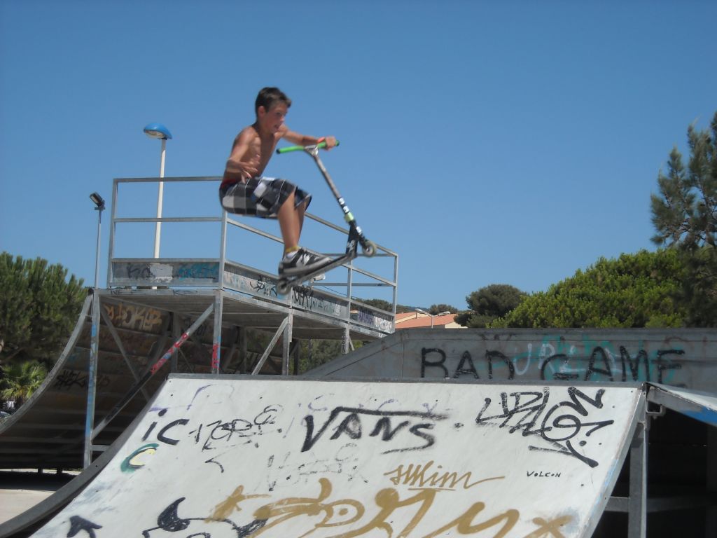 http://trotirider.com/forum/userimages/5/DSCN2425-1.JPG