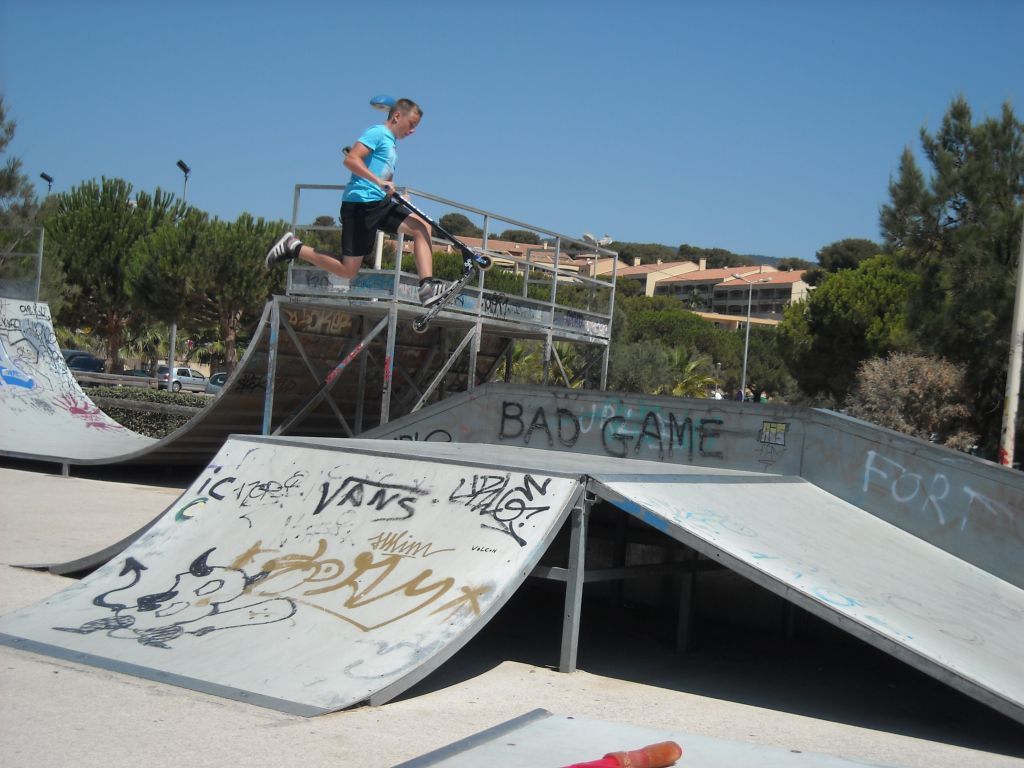 http://trotirider.com/forum/userimages/5/DSCN2443-1.JPG