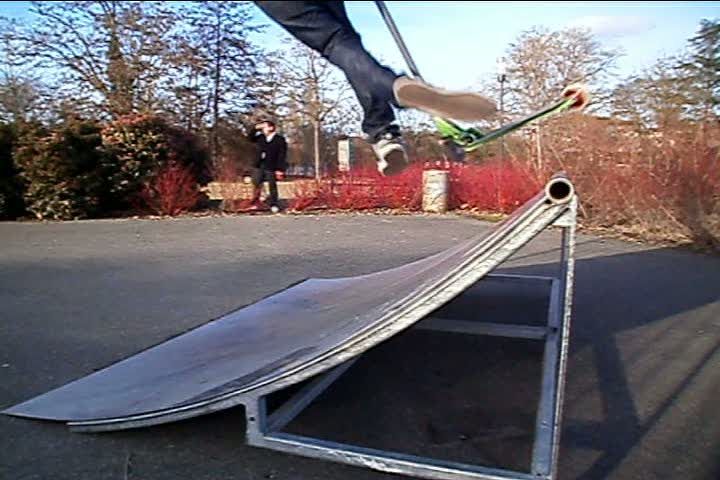 http://trotirider.com/forum/userimages/5/trotisuperman2011-04-21-20h46m14s209.jpg