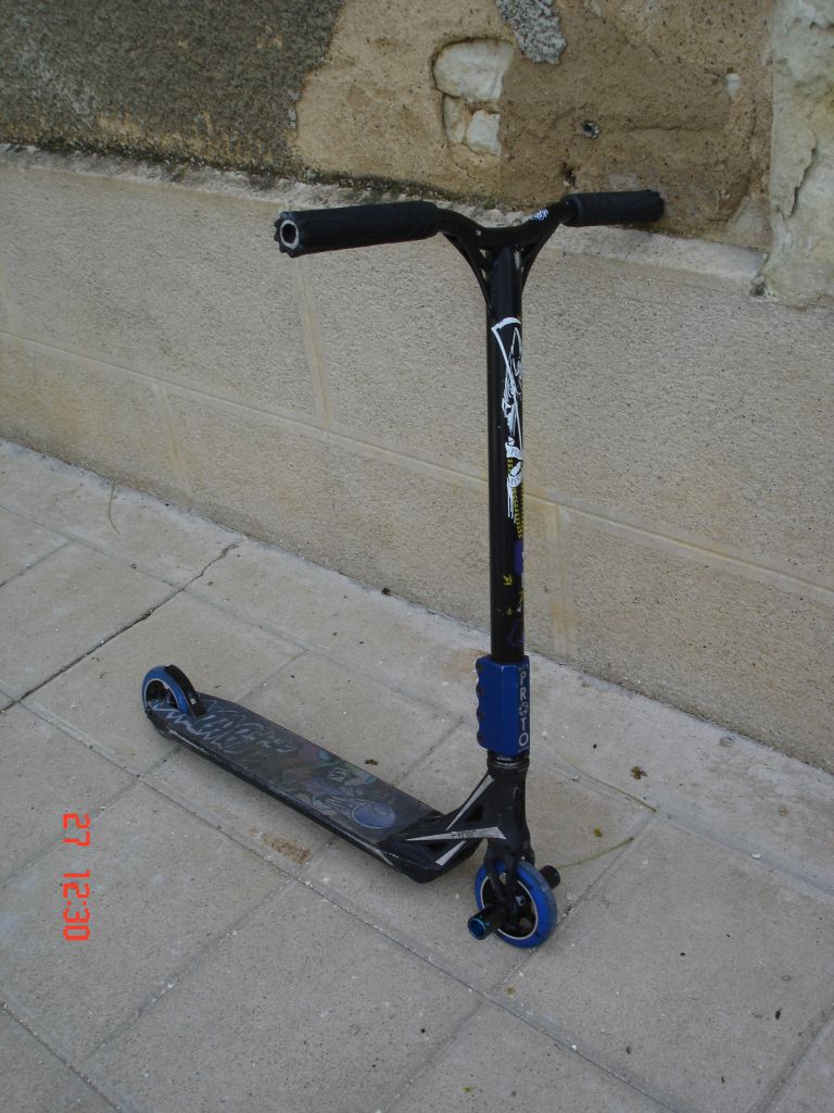 http://trotirider.com/forum/userimages/6/new-scooter-003.JPG