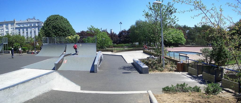 http://trotirider.com/forum/userimages/kennedy-skatepark-skate-bmx-roller-spot-guide-24.jpg