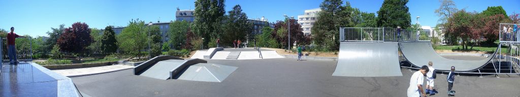 http://trotirider.com/forum/userimages/kennedy-skatepark-skate-bmx-roller-spot-guide-6.jpg