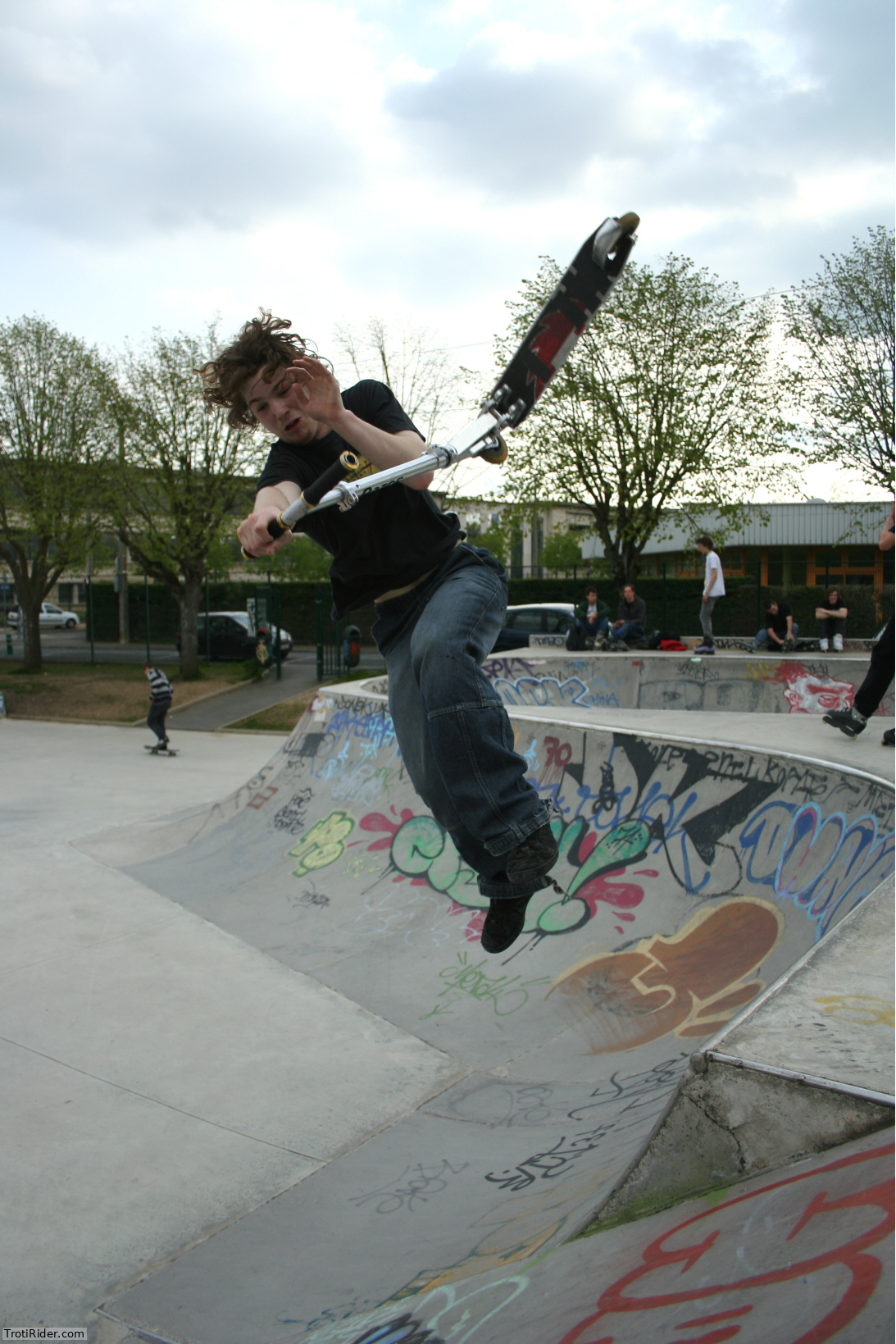 http://trotirider.com/trotipix/getitext.php?i=SkatePark_plus_de_16/frez.jpg